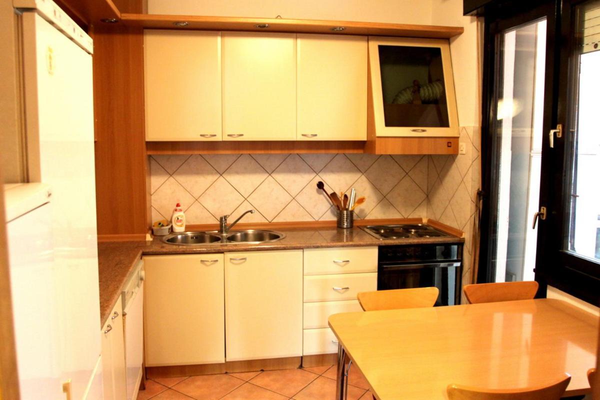 Down Town Skopje Apartment Exterior photo